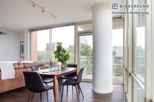 8421 Broad St unit FL7-ID815, McLean, VA 22102 - photo 6