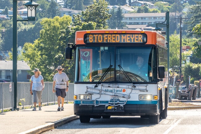 Convenient bus routes make commuting easy for Southworth residents.