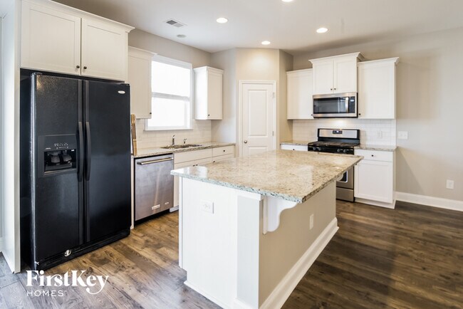 153 Yorkshire Dr, Moncks Corner, SC 29461 - photo 7