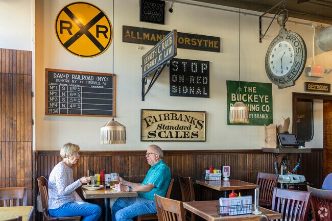 Depot Town's downtown area is home to Sidetrack a lively railroad-themed bar.