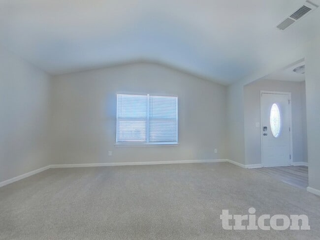 316 Meadow Vista Ln, Hoschton, GA 30548 - photo 3