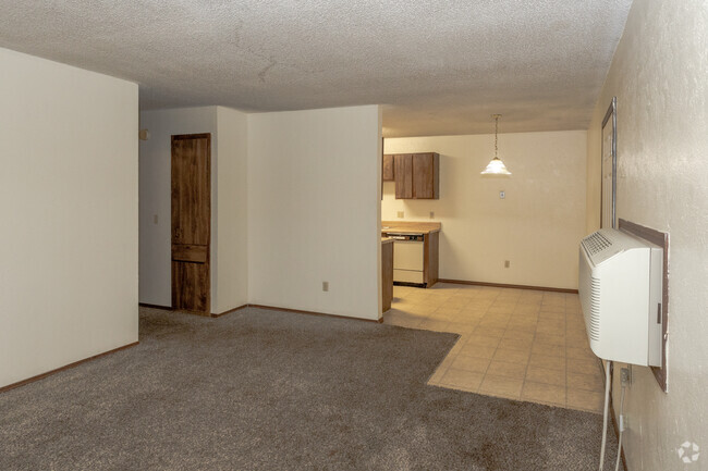 1BR, 1BA - 632SF