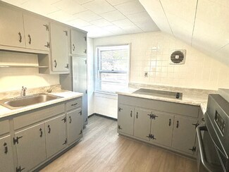 109 Grand St Unit B, Highland, NY 12528