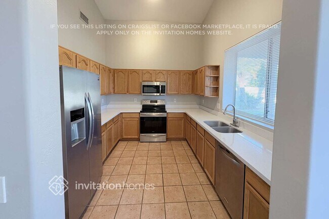 737 N Gregory Place, Chandler, AZ 85226 - photo 6