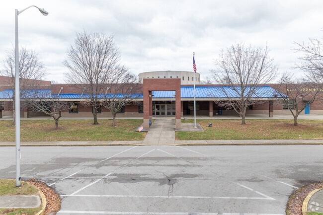 Southern Elementary School, Rankings & Reviews - Homes.com