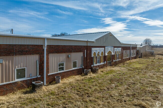 Graham Elementary challenges students by offering an all-encompassing curriculum.