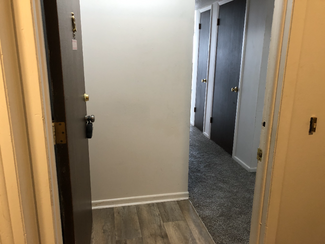 1927 NW Hickory Ln, Ankeny, IA 50023
