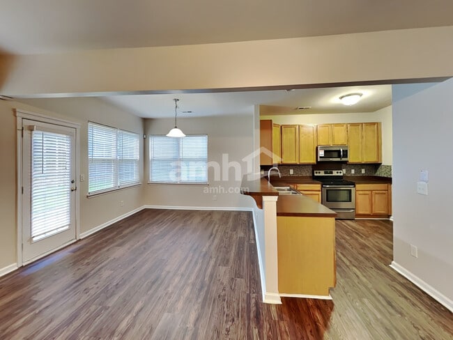 16009 Long Talon Way, Charlotte, NC 28278 - photo 4