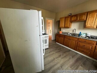 25 Speedwell St Unit 2, Boston, MA 02122