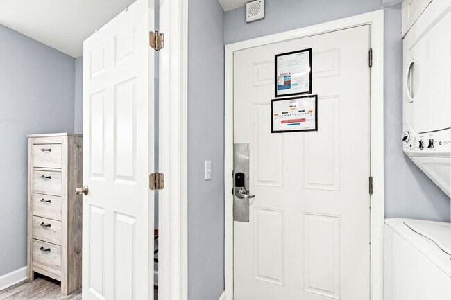 The Summit Beach Resort Condominium unit FL7-ID1354973P, Panama City Beach, FL 32408 - photo 5