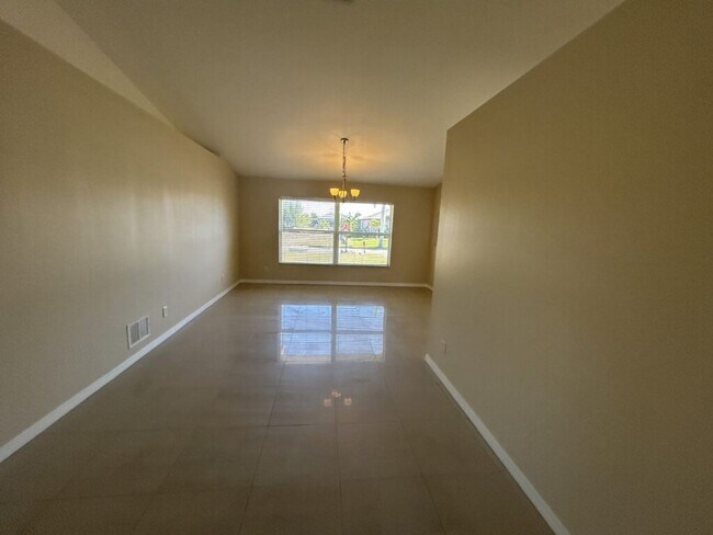 3516 SW 15th Place, Cape Coral, FL 33914 - photo 5