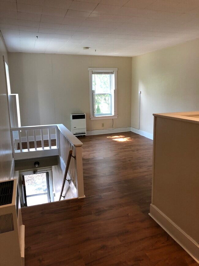 237 M Aly unit 237 M 3, State College, PA 16801 - photo 6