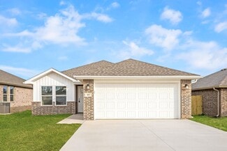 661 Kendra St, Prairie Grove, AR 72753