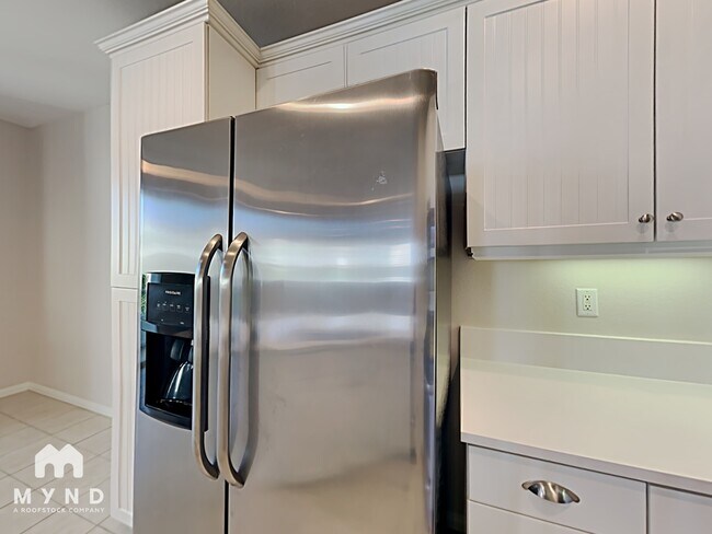 815 Harbor Cliff Way, Oceanside, CA 92054 - photo 6