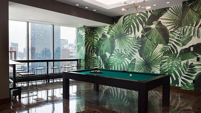 505 W 37th St unit 905, New York, NY 10018 - photo 5