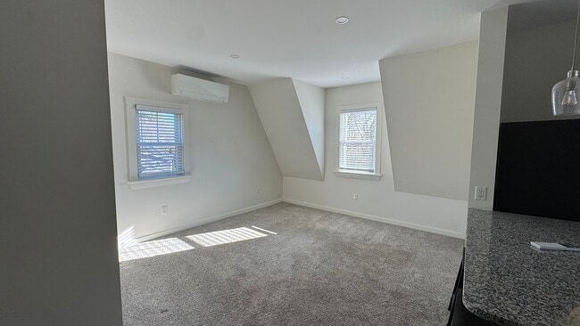 329 Summer St unit 3, Manchester, MA 01944 - photo 6
