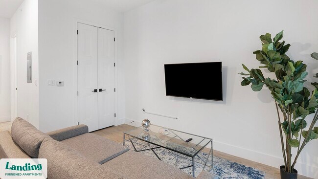 650 E Sycamore St unit 3317.1408291, Denton, TX 76201 - photo 3