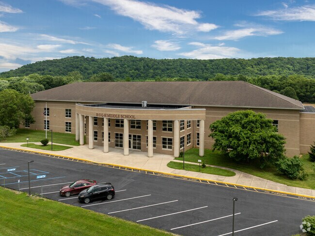 Local residents send their students to Ripley Union Lewis Huntington Middle School.