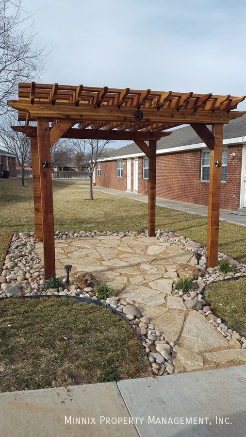 2805 Mable Dr unit 4, Canyon, TX 79015 - photo 3