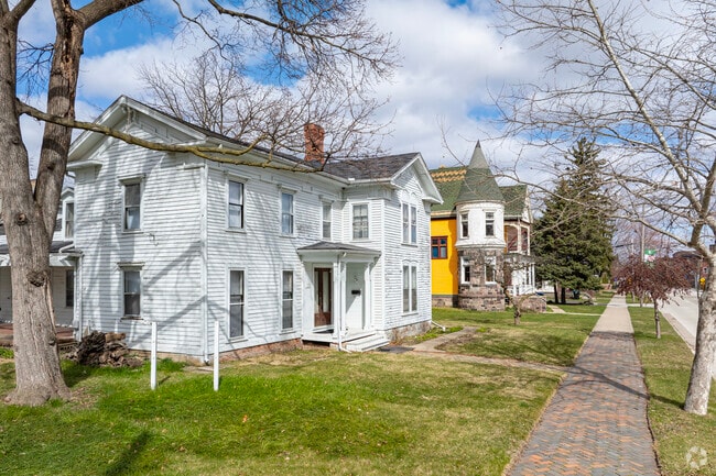 Colonial homes often on the same street as distinguished Victorians in Historic South Side.