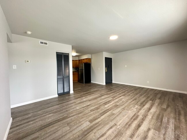 9441 Green Park Gardens Dr unit E, St. Louis, MO 63123 - photo 5