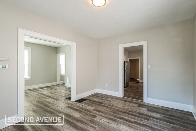 5325 Rolston Ave, Cincinnati, OH 45212 - photo 6