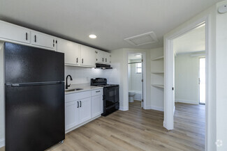 1104 E 140th Ave, Tampa, FL 33613