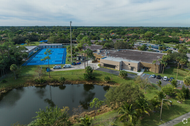 Del Prado Elementary School