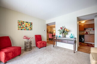 5302 Woodbrook Dr, Indianapolis, IN 46254