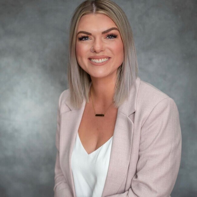 Agent Photo