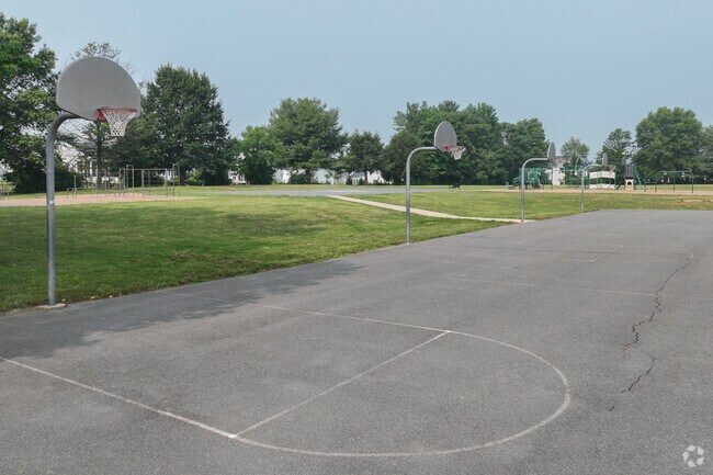 Evergreen Mill Elementary School serves students of Loudoun County.