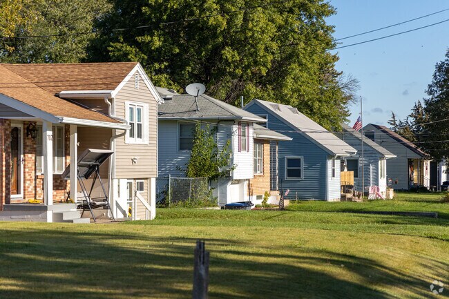 Smaller homes with large yards are common in Oak Grove.