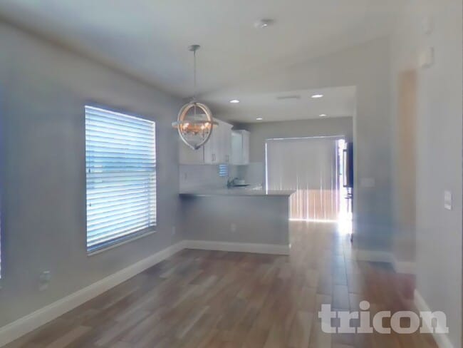 10123 41st Ct E, Parrish, FL 34219 - photo 4