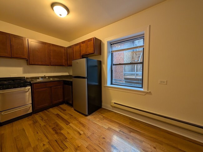 813 W Cornelia Ave unit 819-110, Chicago, IL 60657 - photo 5