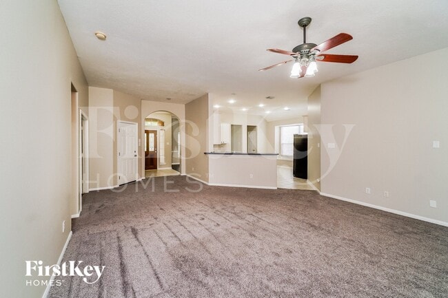 323 Diamond Bay Dr, Dickinson, TX 77539 - photo 4