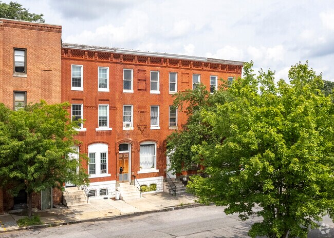 Madison Park has a large number of traditional rowhomes to choose from.