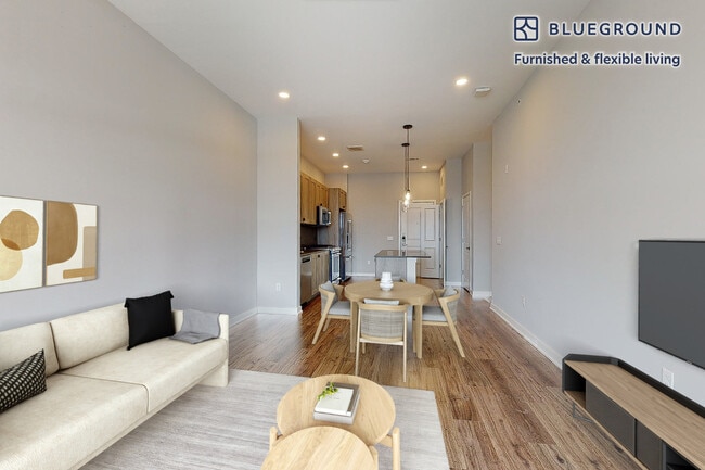 332 Halstead Ave unit FL4-ID3505A, Harrison, NY 10528 - photo 2