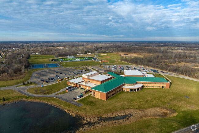 Lake Fenton High School has a 21 to 1 student-teacher ratio.