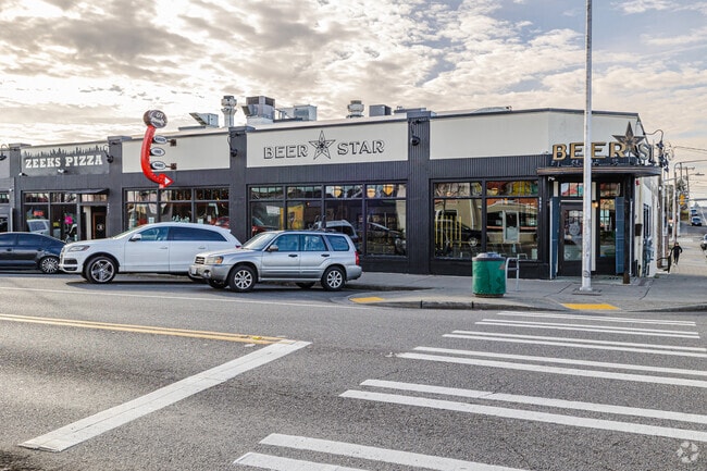 White Center shopping and dining area.