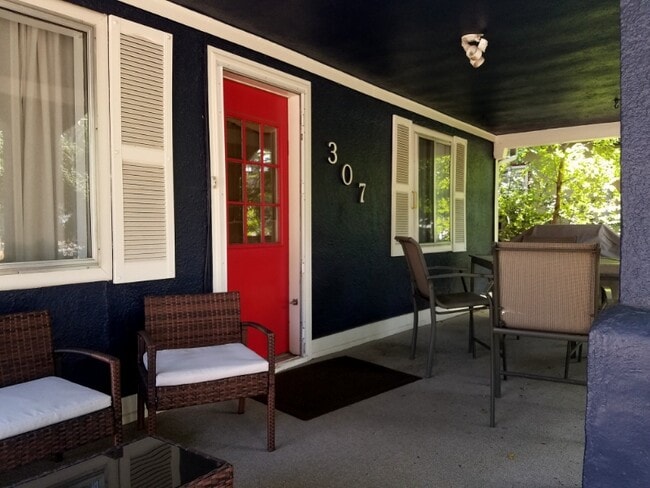 307 Cheyenne Blvd, Colorado Springs, CO 80905 - photo 3