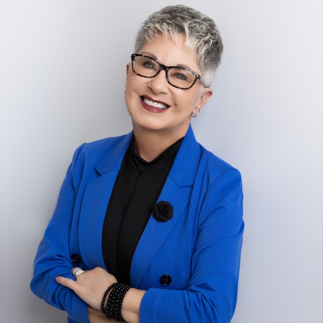 Julie Defrates