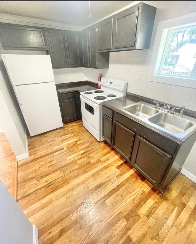 715 Utica Ave, Pueblo, CO 81001 - photo 2