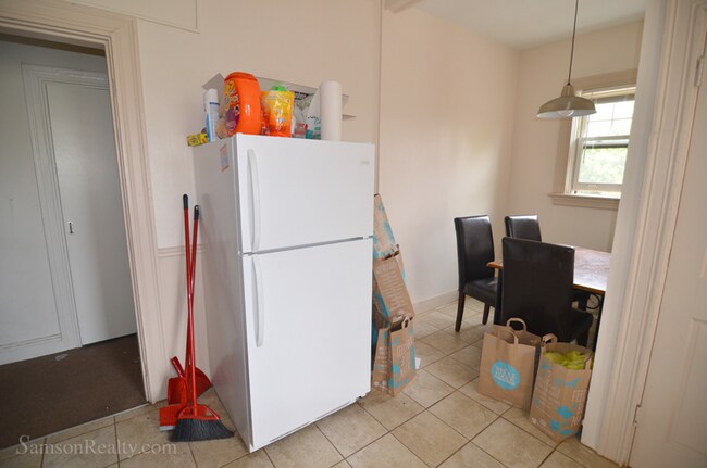 46 Hidden St unit 1, Providence, RI 02906 - photo 5