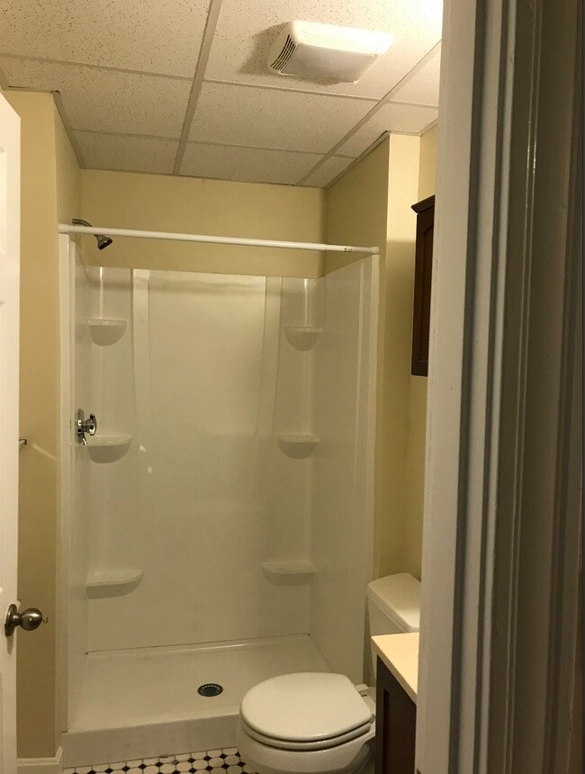 135 Highland St Unit 9, Worcester, MA 01609