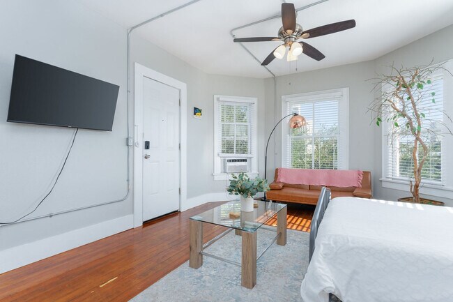 308 Power St unit ID1268415P, Corpus Christi, TX 78401 - photo 3