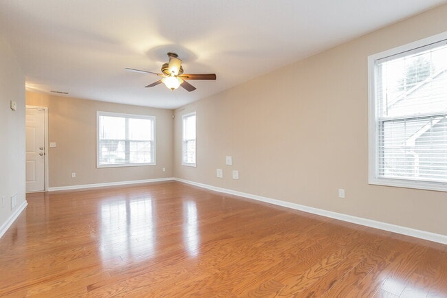 775 Riverside Walk Crossing NE, Sugar Hill, GA 30518 - photo 3