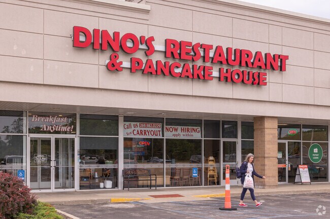 Dino's is a popular breakfast and lunch restaurant near Vineland.