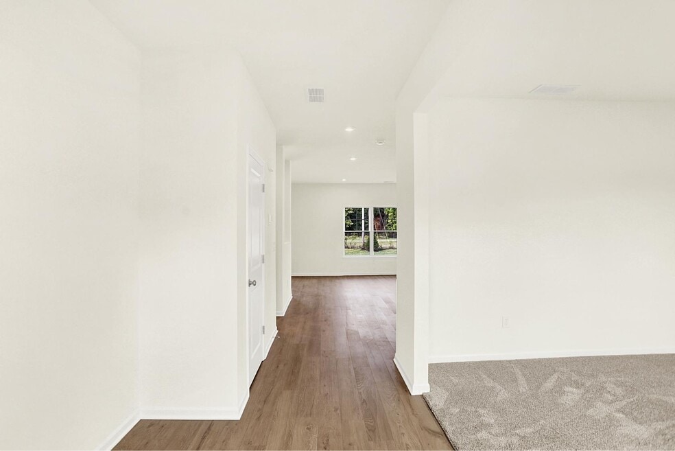 5853 Fair Oak Cir, Brownsburg, IN 46112 - photo 1