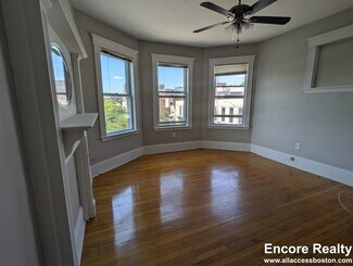 13 Pleasant St Unit 10 - 3, Cambridge, MA 02139