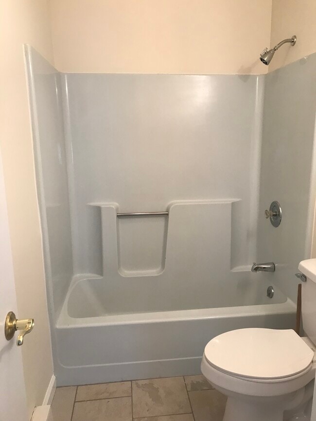 10 Candlewood Ln, Mount Pocono, PA 18344 - photo 7